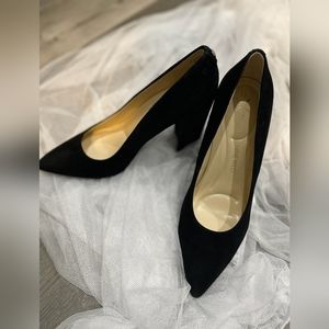 Nine west pump suede